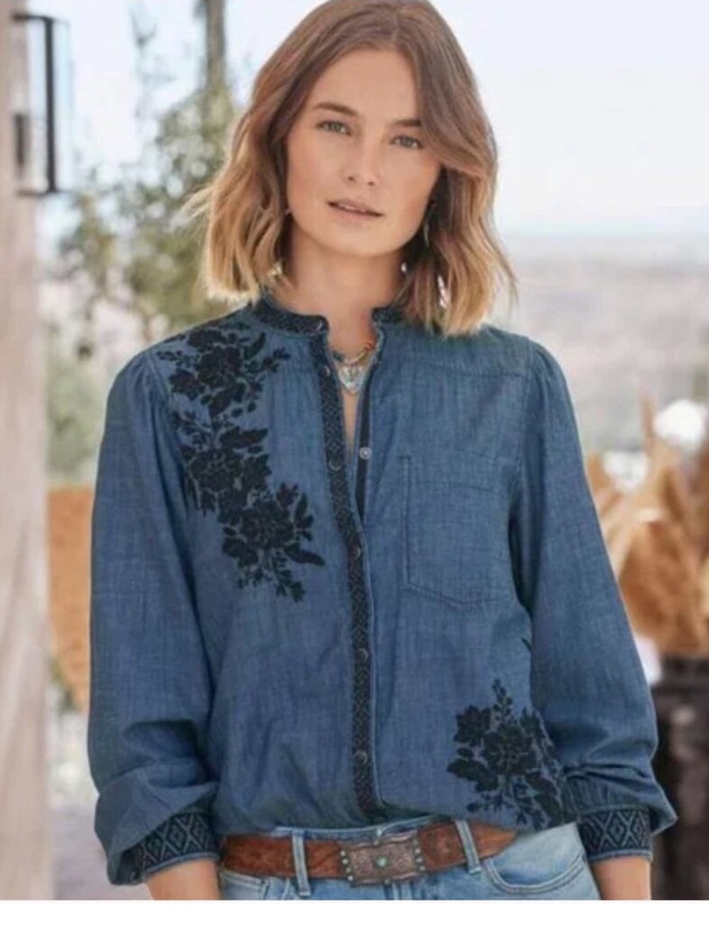 Sundance Lennon Embroidered Denim Shirt L